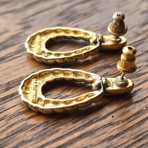 Trifari vintage 80s rope twist goldtone earrings - Picture 7 of 9